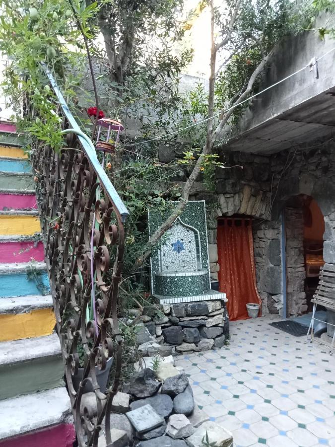 Villa à l'ombre de l'olivier à Mirabel  Extérieur photo